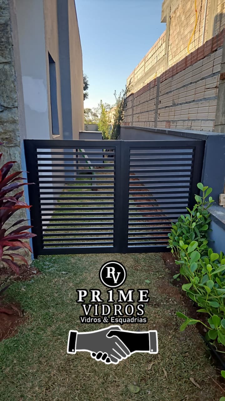 Portão traseiro - foto 1
