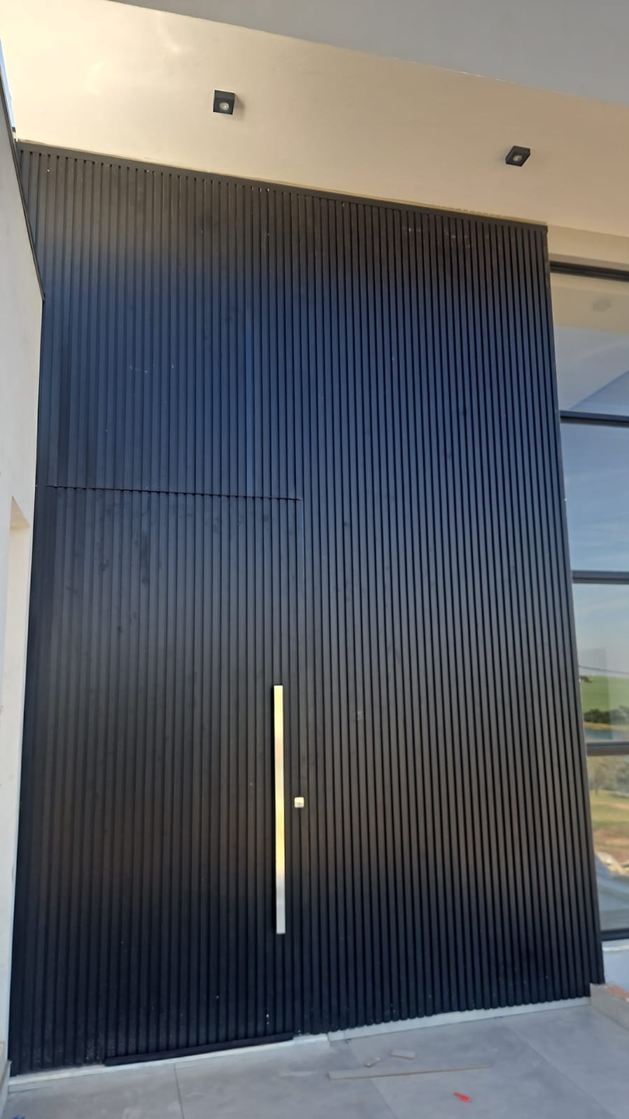 Porta preta - foto 1